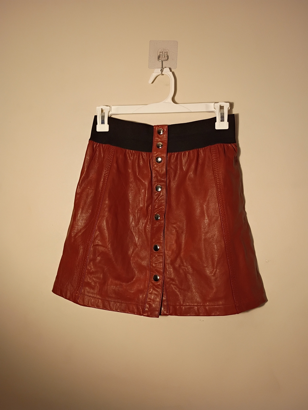 Urban Renewal Leather Button-Front Mini Skirt in Rust M